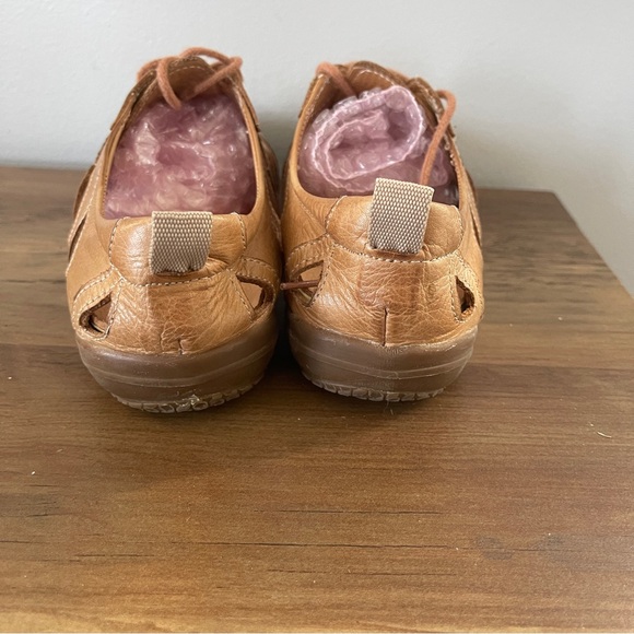 Spring Step Women's Konak Sneaker Size 37 Leather Shoe Cutouts - Picture 3 of 6